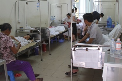 Sản phụ ở Bệnh viện Phụ sản Trung ương biến thành 'chuột bạch'